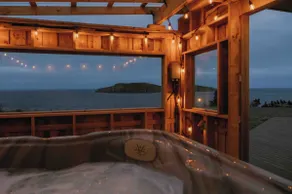 Coastal Cliff House | Oceanfront A-Frame & Hot Tub - Image 4