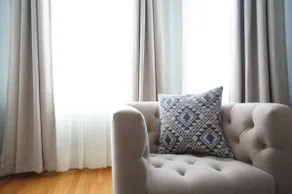 Cozy Nest in Chicago's Vibrant Lincoln Square - Image 3
