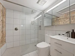 Over the Rhine Luxury MicroSuite On Findlay Market - Image 3