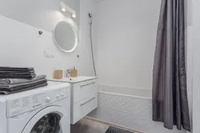 City View Apartments Deluxe - Image 5