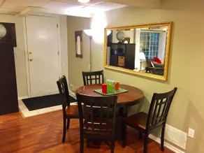 North Vancouver Parkside Mountain Suite - Image 3