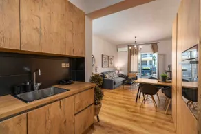 Gorgeous modern apartment right across the beach! - Image 2