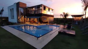 STUNNING HOUSE ON THE DAM - Image 5