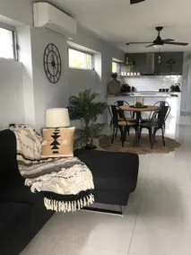 Immaculate unit located on the water's edge. - Image 2