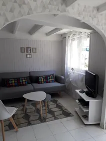 Charming apartment in small village - Image 2