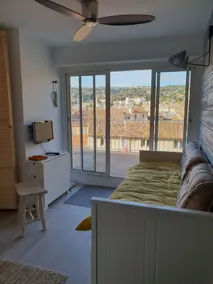 Lovely two-room apartment in the center with terrace - Image 5