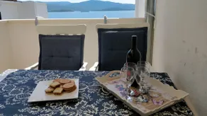 Apartments Mimi by the sea B3, terrace, sun beds - Image 3