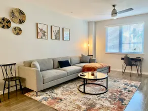 Luxury 2BR Apt near Tech Companies and Stanford - Image 4