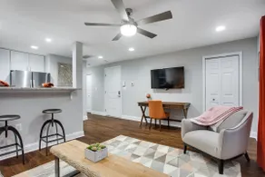 Newly Renovated 1BR Condo Sleeps 4 - Unit 3 - Image 4