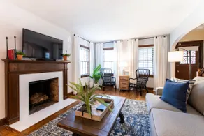 4Bdrm ☑ Near Expo ☑ Downtown ☑ Spacious! - Image 5