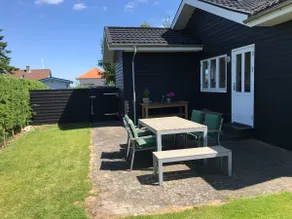 Beautiful 100 m2 new cottage 50 m. from beach - Image 4