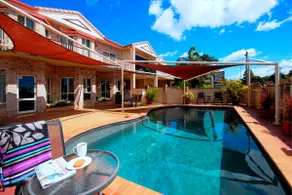 2 Bedroom Fully Self-Contained Apartment - Image 4