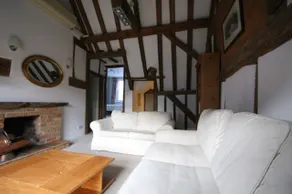 Old Butchers Wine Cellar 15th Century Apartment - Image 3