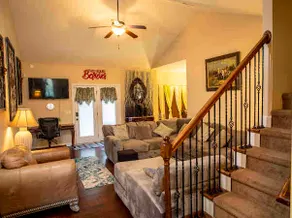 The Cottage House, Comfortable 4br2ba military - Image 2
