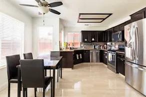 Lovely Home in North Fresno, Premier Neighborhood! - Image 4