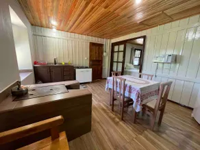Accommodation in downtown New Venice - Image 4