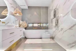 Luxury Urban Oasis - Image 3