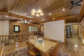 Cabin in Green Lake Sleeps 20 - Image 3