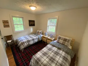 Cabin On 40Acre Hiking & Happiness Oasis - Image 5
