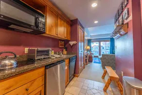 The Perfect CB condo in Mountaineer Square - Image 4
