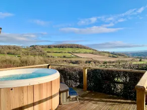Hot Tub in The Stables - Image 3