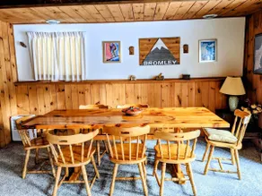 The Vermont Pond House - Image 3