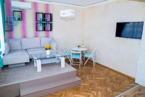 Sofia Central Pretty Apartment - Image 2