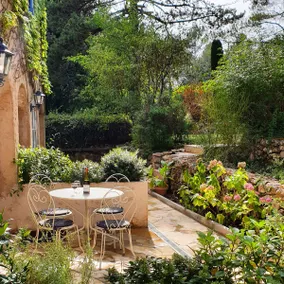 ST TROPEZ, Garden Room - Image 2