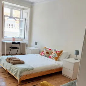 Portuguese apartment in the heart of Lisbon - Image 2