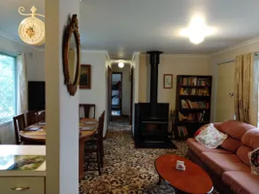 Nanna's Rose Cottage selfcontained family accom - Image 3