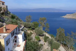 Arbeli House for idyllic sun & sea holidays in Mandraki Bay, Hydra - Image 5