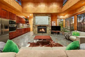 Stonehill Retreat - Private, Secluded, Luxury - Image 5