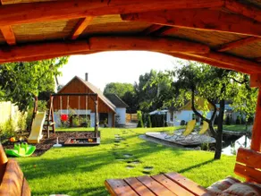 Guesthouse - 2 rooms - for 6 people - Image 3