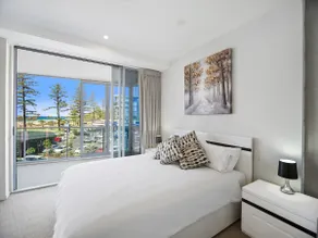2 Bedroom Apartment Beach View - Image 3