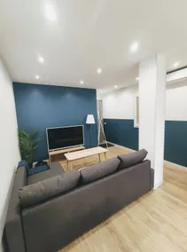 Nice Gare: 2 Apartments same Floor 5 BDR 15P AC - Image 4