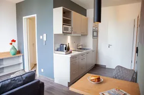 Tasteful city apartment in prime location - Image 4