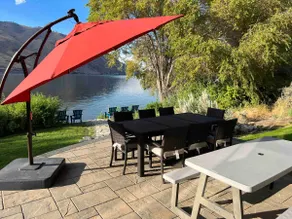 Beautiful, Lake-Front Property - Image 3