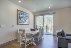 Picture Perfect Mountain & Lake Views - Navette / Keystone Lake / Convention Center - Image 5