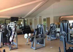 Beautiful condo infront of the Marina - Image 2