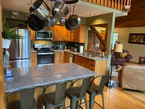 Riverfront Chalet with Spectacular View in Cascade Mountains of Stevens Pass - Image 4