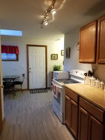 Cozy quiet apartment, close to everything - Image 3