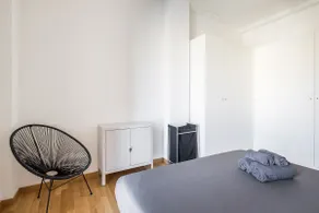 Charming apartment a stone's throw from Piazza Maggiore - Image 3