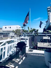 * Sunset Beach Retreat! Waterfront | Deck | Kayaks - Image 3