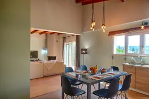 Modern eco friendly villa close to town - Image 3