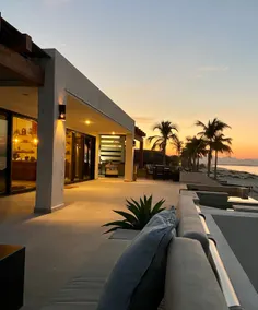 New Contemporary Beachfront Home near Four Seasons - Image 3