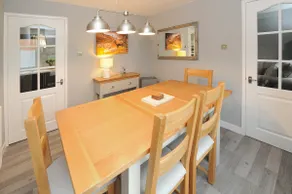 Three Bedroom Spacious House - Image 4