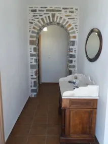 Kerasia's Guesthouse - Image 3