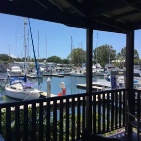 Idyllic Relaxing Unspoiled Tin Can Bay - Image 5