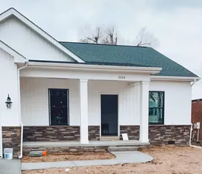 New modern ranch house in adorable small town - Image 4