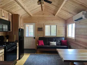 Rivers Edge Cabin: canal access, kayaks & fire pit - Image 4